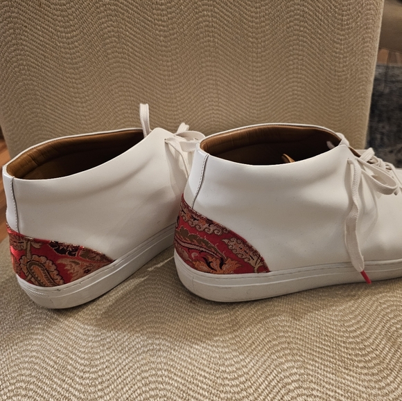 Taft Hi-tops size 12 White Red paisley barely worn - Picture 2 of 3